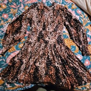 Free People Floral Long Sleeve Above Knee Length Dress - Large